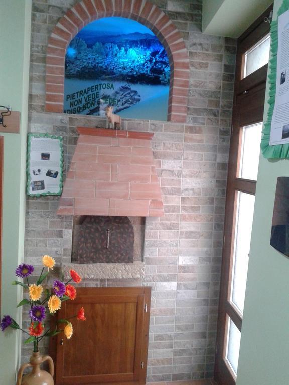 B&B L'Arabatana П'єтрапертоза Екстер'єр фото